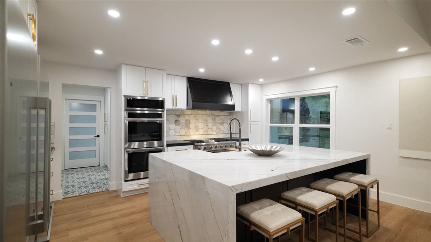 Finished custom kitchen remodel